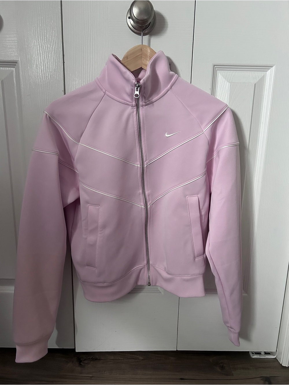 Nike Women's Light Pink Zip-Up Bomber Jacket